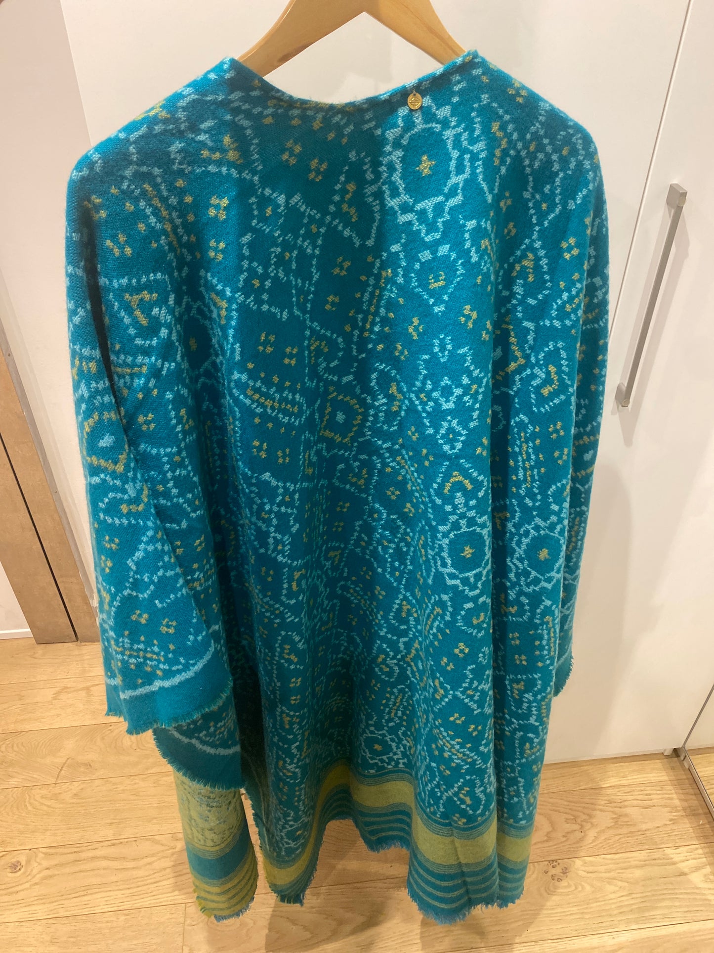 Poncho itaka green